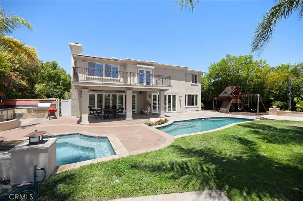 3302 Van Allen Place Topanga, CA 90290