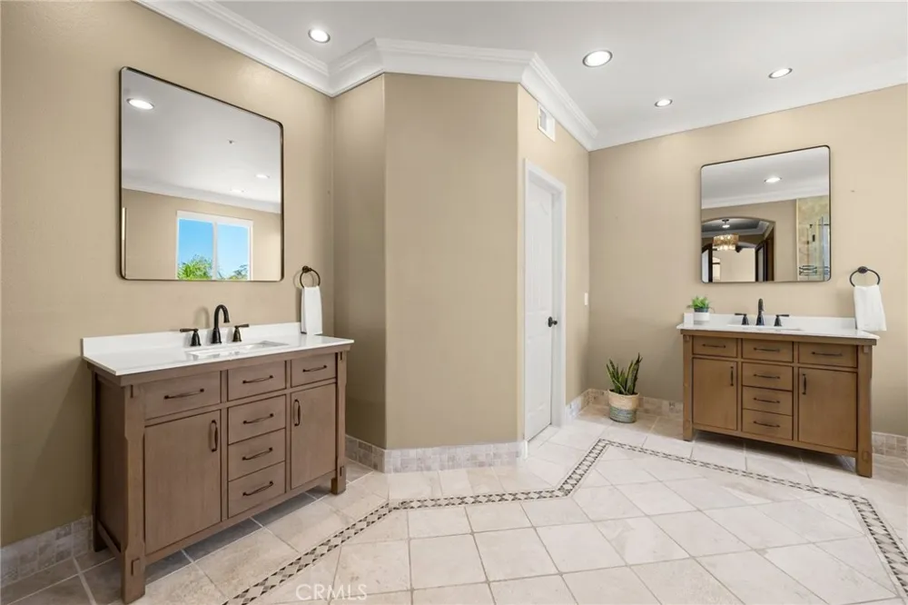 3302 Van Allen Place Topanga, CA 90290