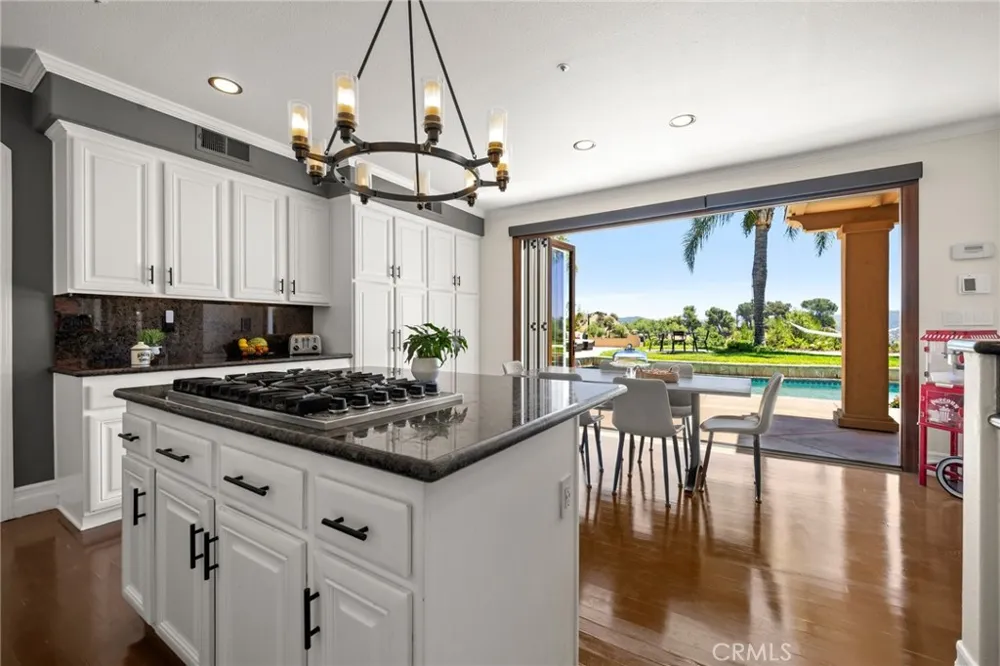 3302 Van Allen Place Topanga, CA 90290