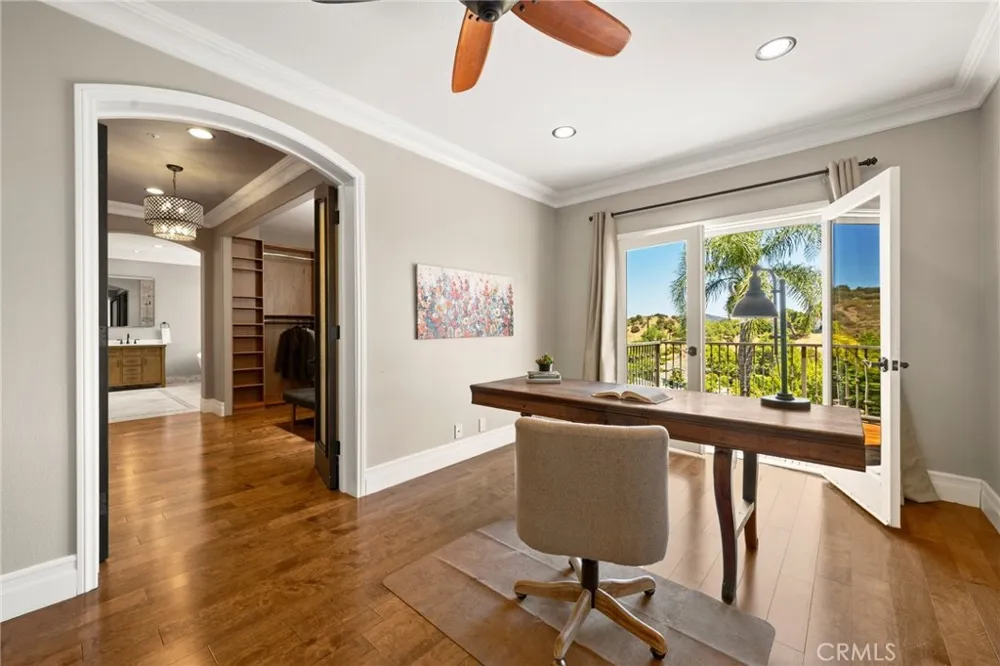 3302 Van Allen Place Topanga, CA 90290
