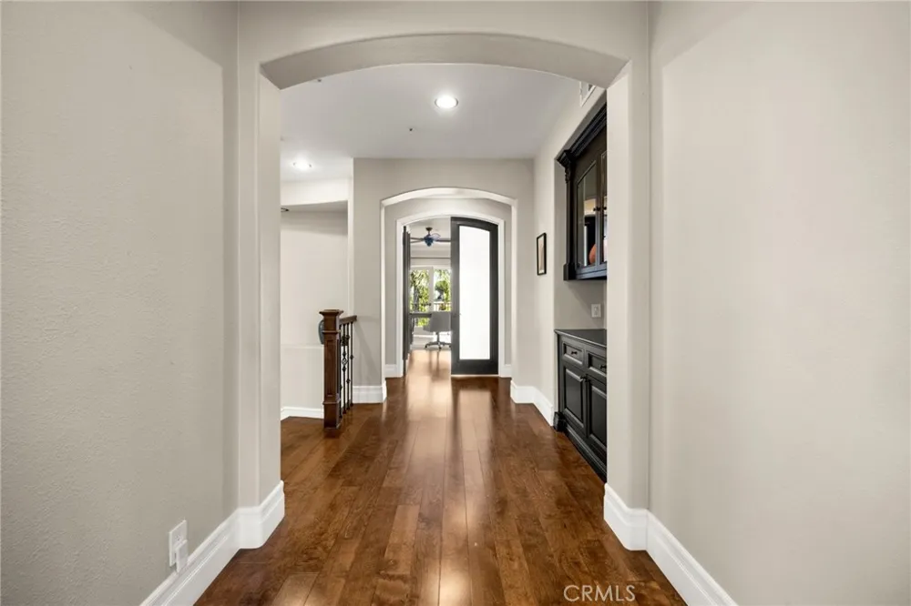 3302 Van Allen Place Topanga, CA 90290