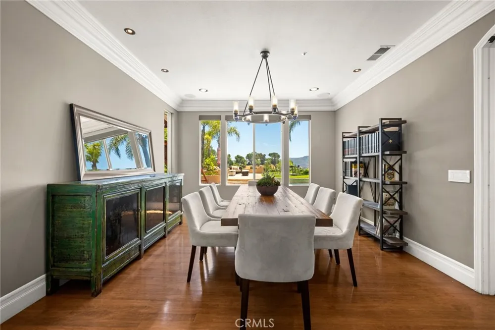 3302 Van Allen Place Topanga, CA 90290