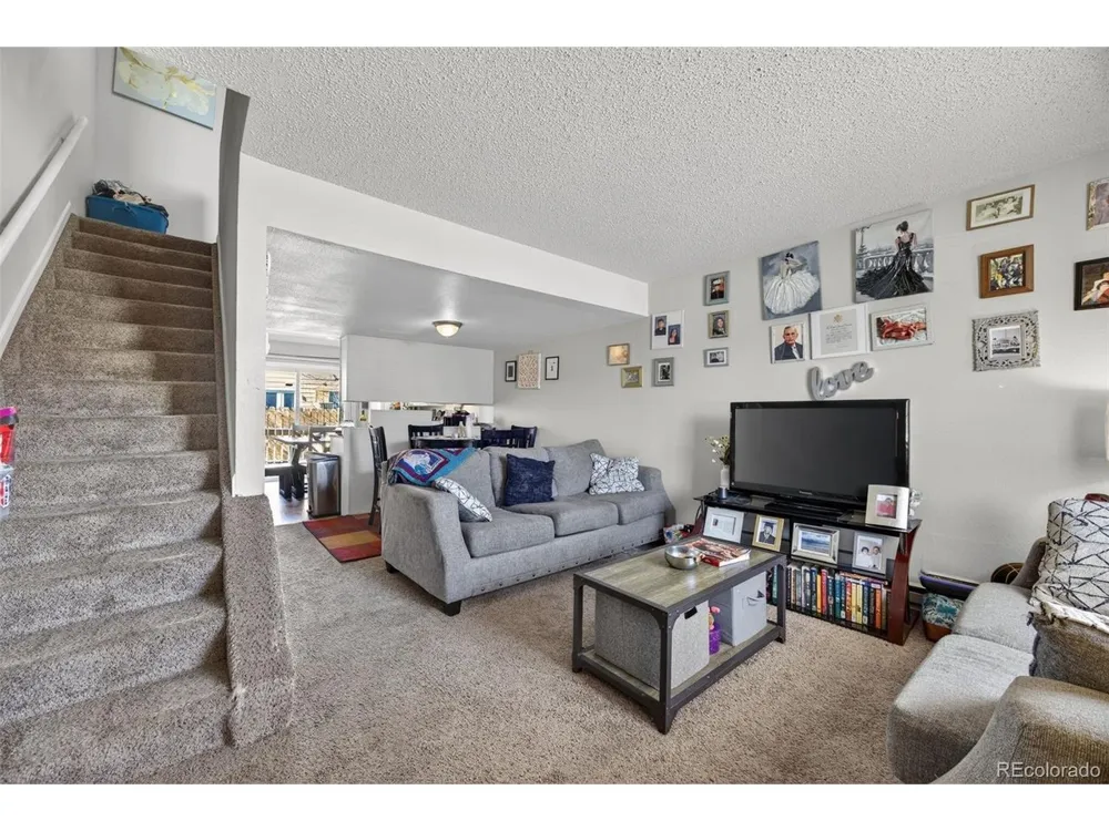49 Royal Crest Drive Pueblo, CO 81005