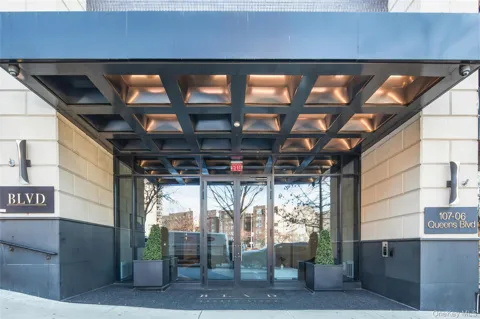 107-06 Queens Boulevard #9G
