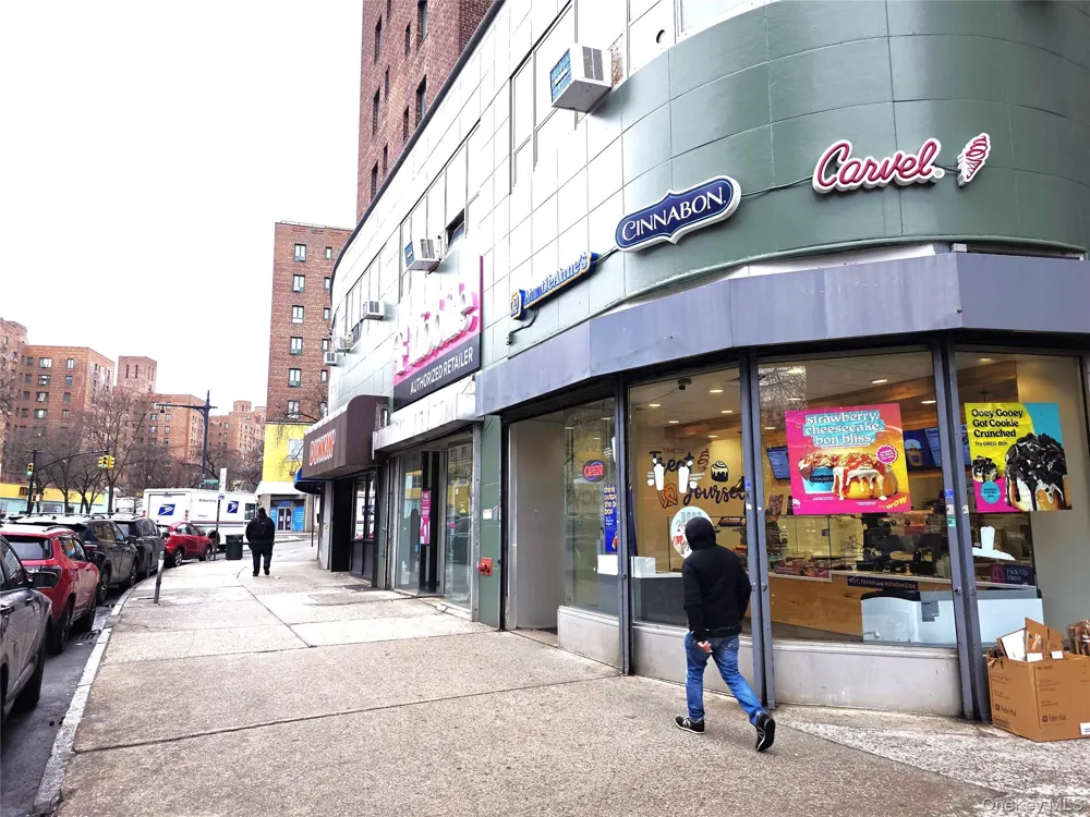 1332 Metropolitan Avenue #4K Bronx, NY 10462