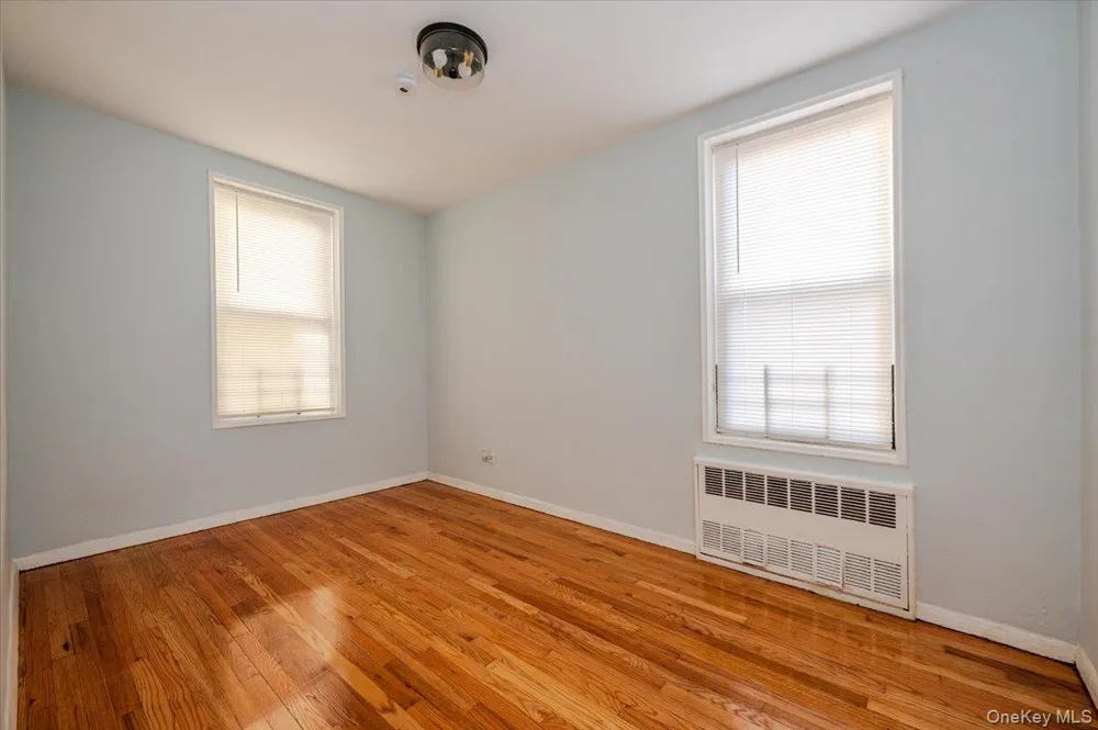 1332 Metropolitan Avenue #4K Bronx, NY 10462