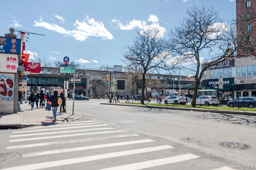 1332 Metropolitan Avenue #4K Bronx, NY 10462