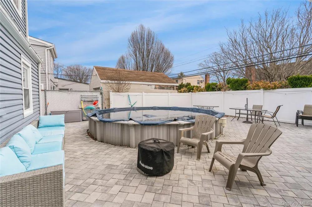 20 Peacock Lane Levittown, NY 11756