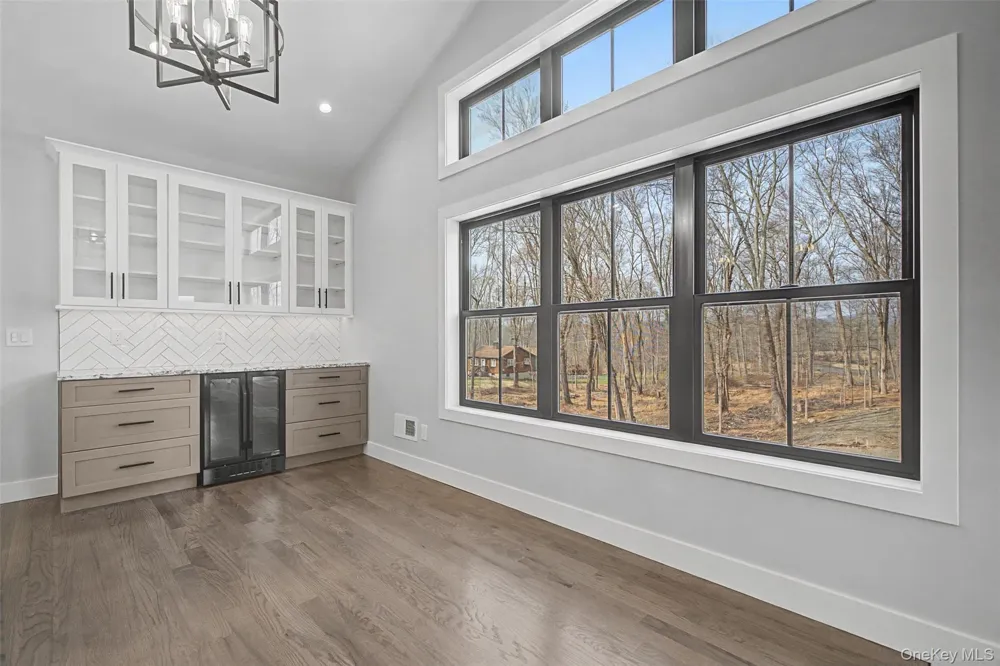 93 York Road S Bloomingburg, NY 12721