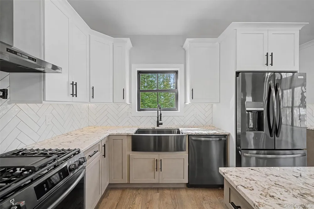 93 York Road S Bloomingburg, NY 12721