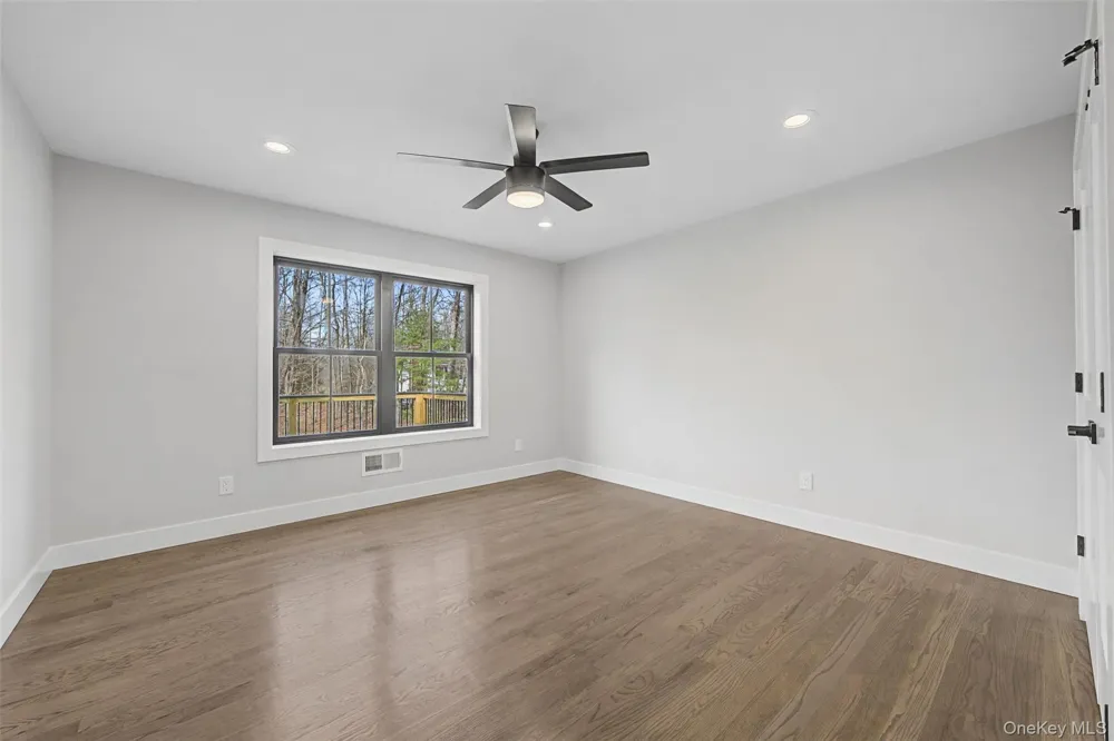 93 York Road S Bloomingburg, NY 12721