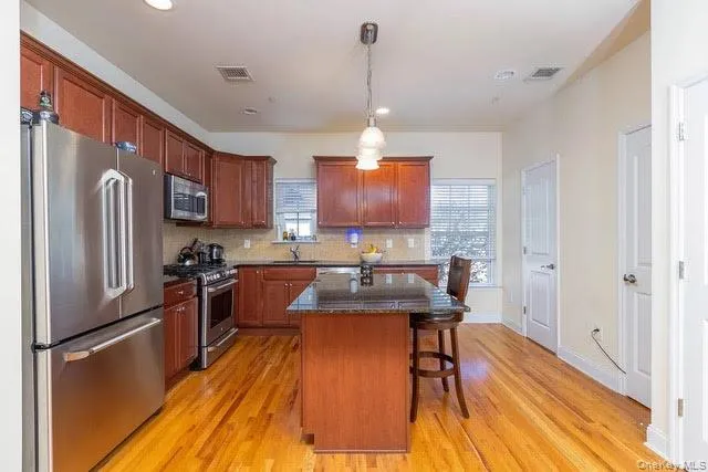 31 Barley Lane Patchogue, NY 11772
