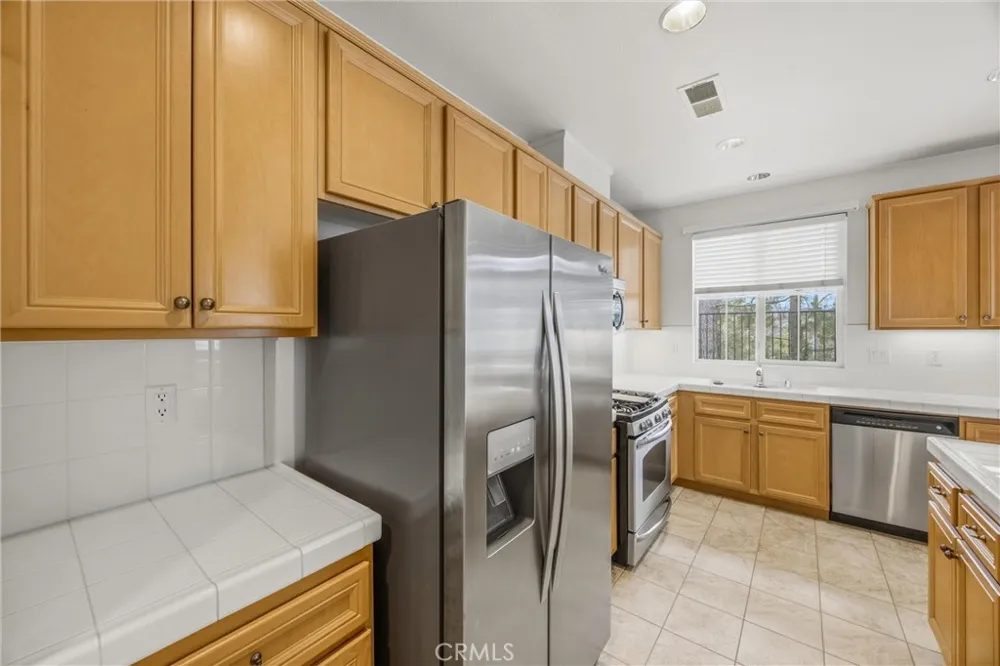 1637 Beaver Creek Beaumont, CA 92223