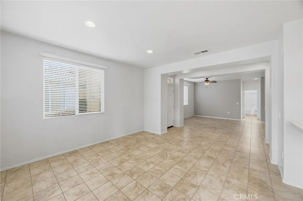1637 Beaver Creek Beaumont, CA 92223