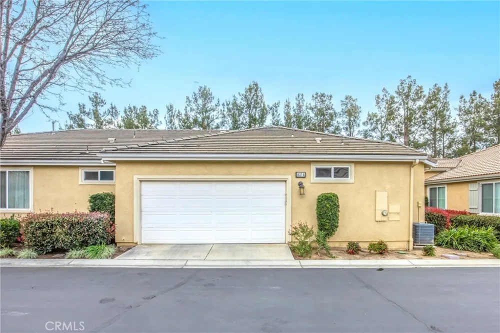 1637 Beaver Creek Beaumont, CA 92223
