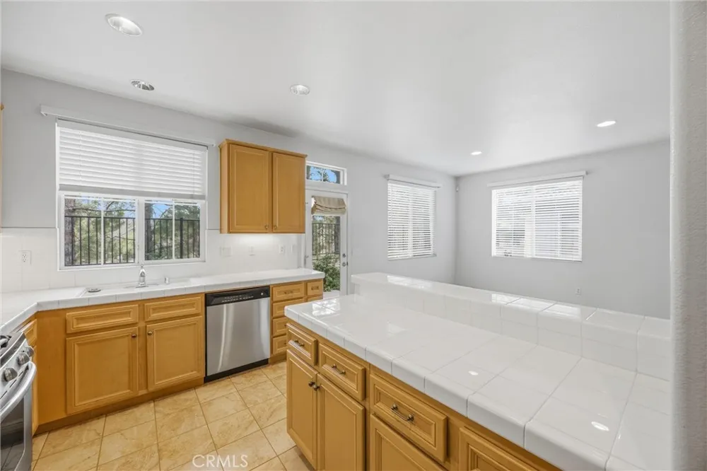 1637 Beaver Creek Beaumont, CA 92223