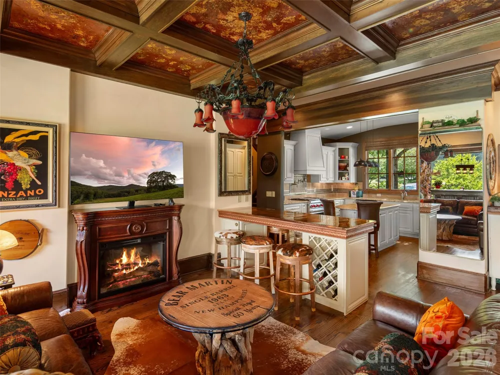 26 Village Oak Drive Arden, NC 28704