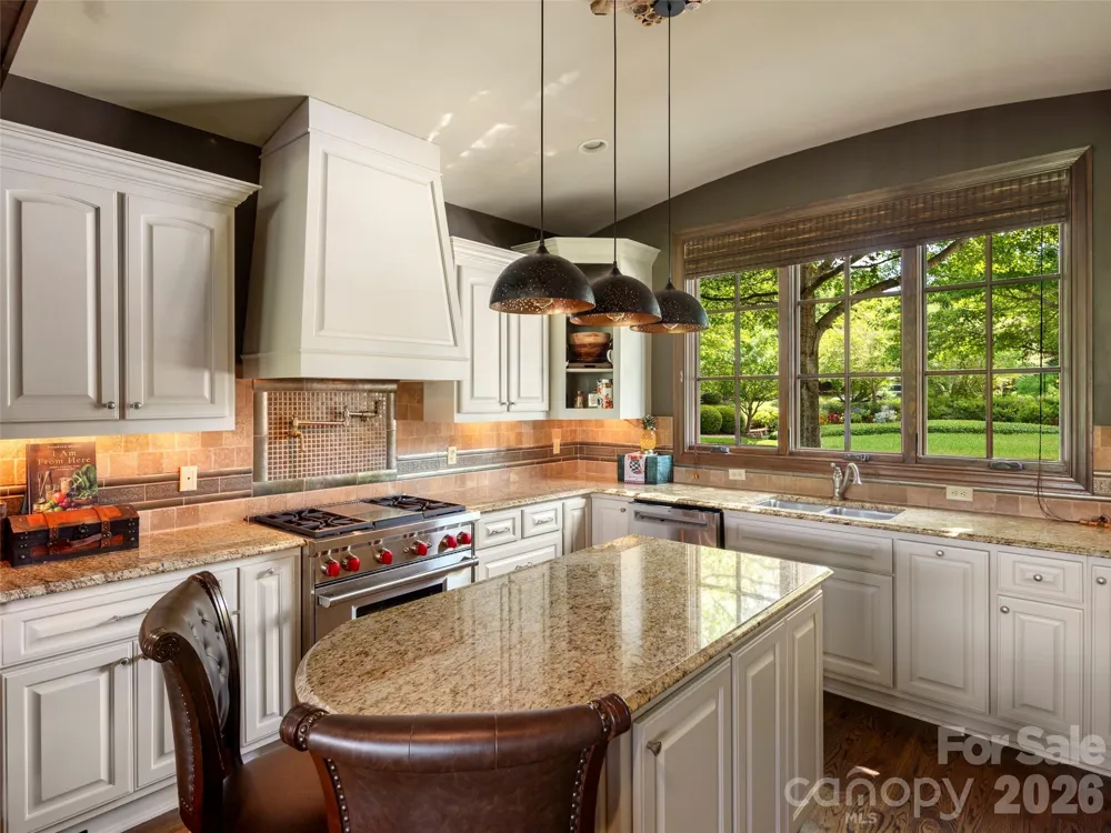 26 Village Oak Drive Arden, NC 28704