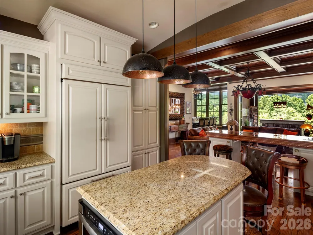 26 Village Oak Drive Arden, NC 28704