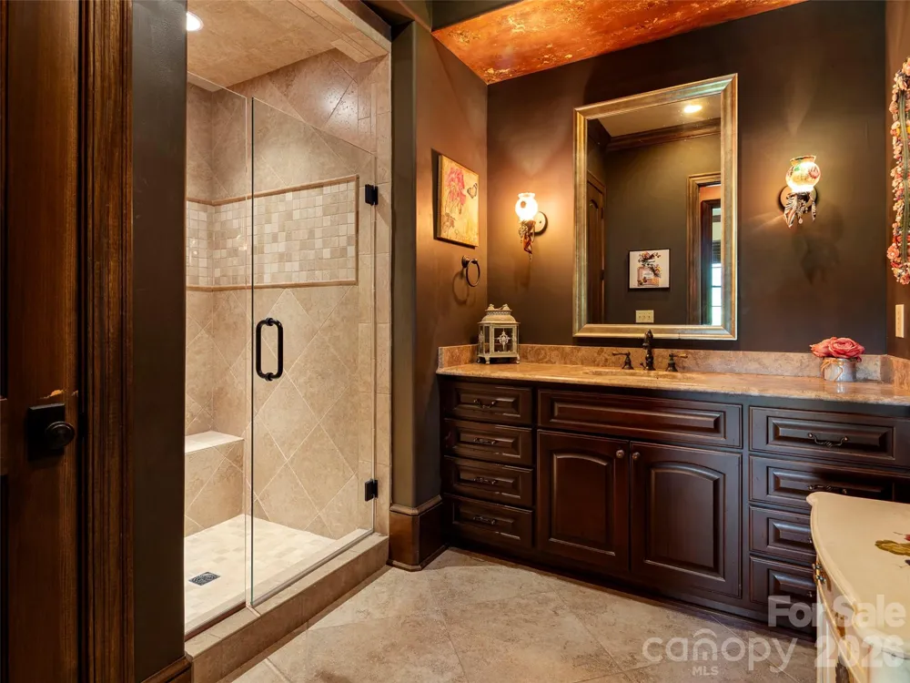 26 Village Oak Drive Arden, NC 28704