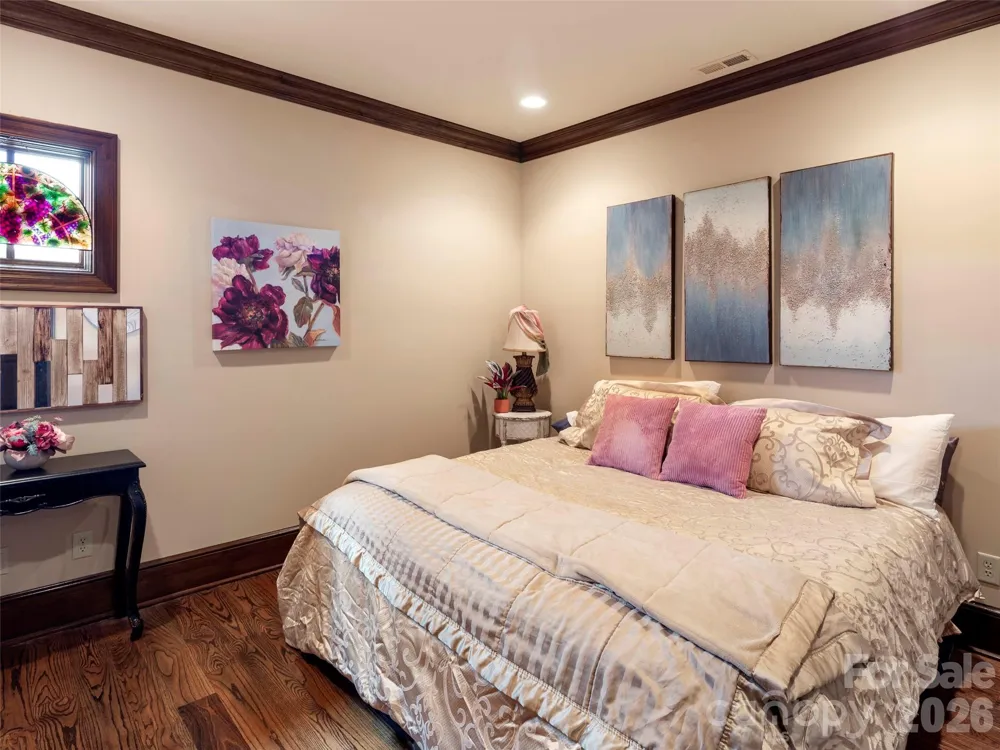 26 Village Oak Drive Arden, NC 28704