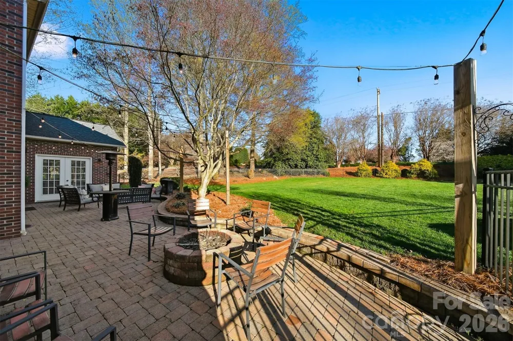 2716 Charleston Court Claremont, NC 28610