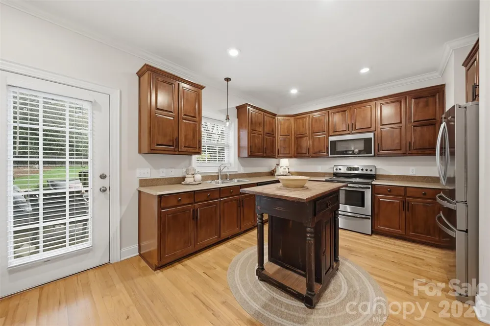 2716 Charleston Court Claremont, NC 28610