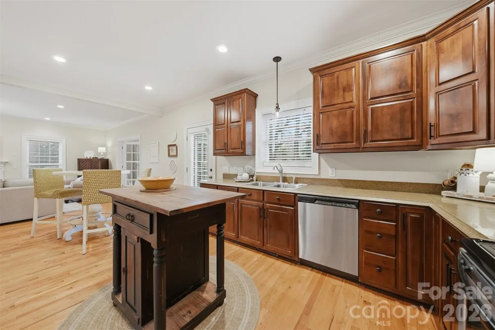 2716 Charleston Court Claremont, NC 28610