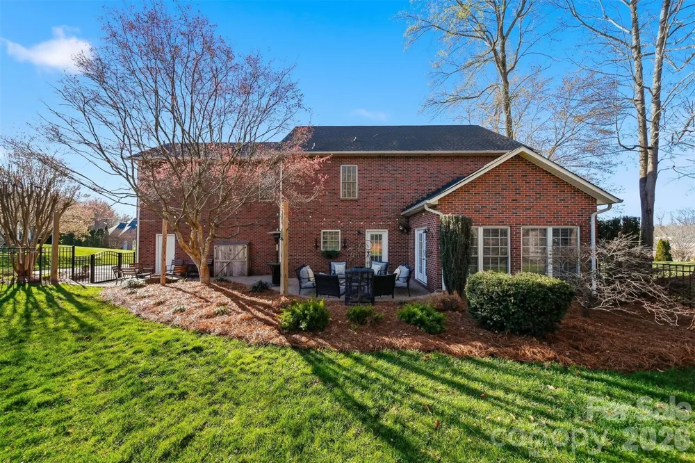 2716 Charleston Court Claremont, NC 28610