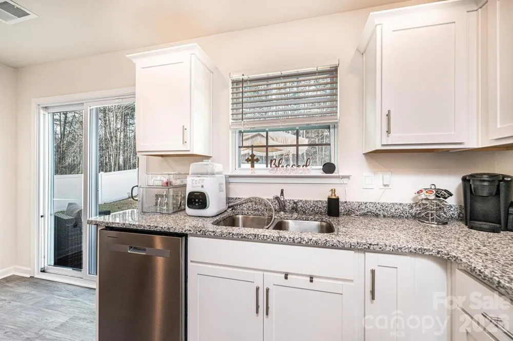 1808 Bright Hope Lane Dallas, NC 28034