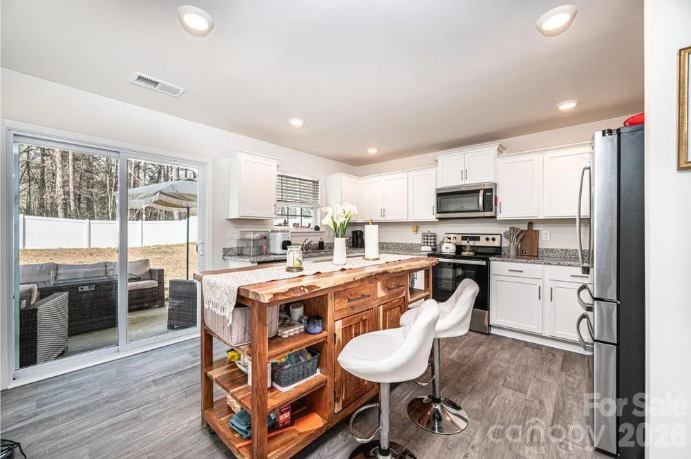 1808 Bright Hope Lane Dallas, NC 28034