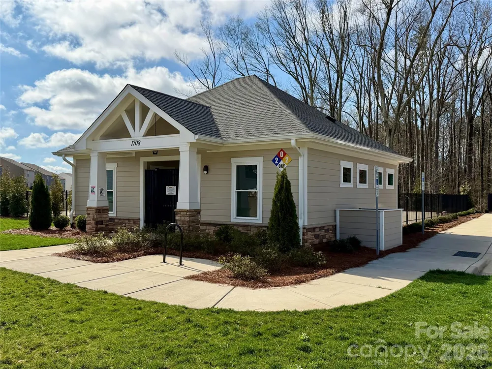 1808 Bright Hope Lane Dallas, NC 28034