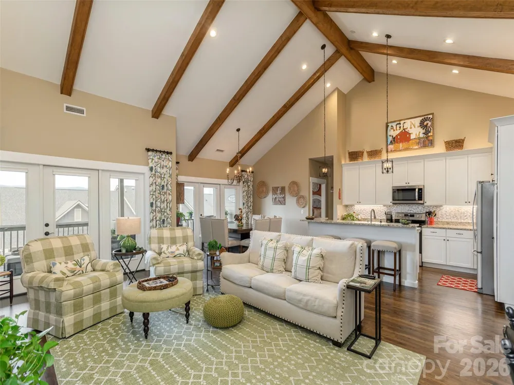 96 Copper Creek Lane Hendersonville, NC 28739