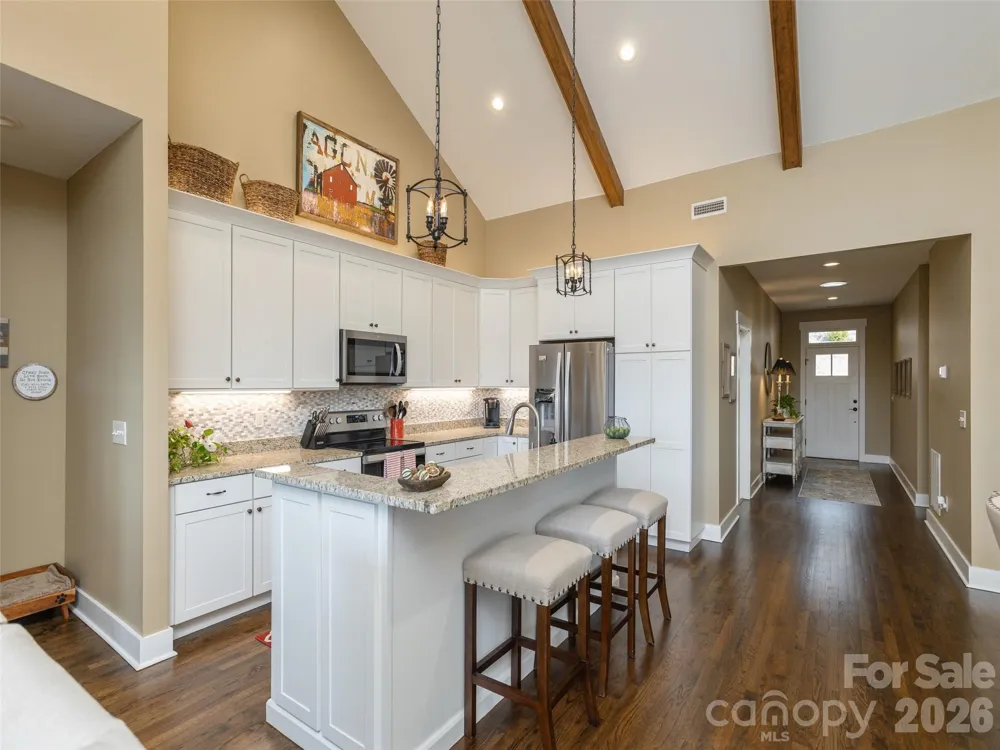 96 Copper Creek Lane Hendersonville, NC 28739
