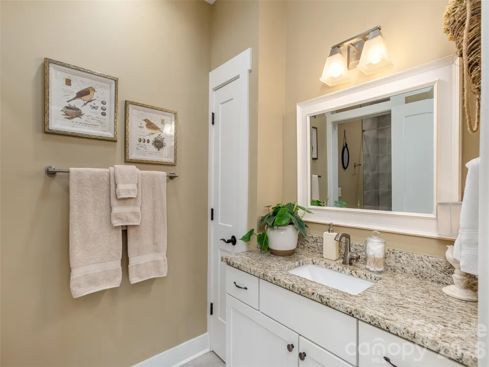 96 Copper Creek Lane Hendersonville, NC 28739