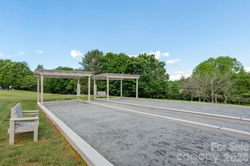 96 Copper Creek Lane Hendersonville, NC 28739