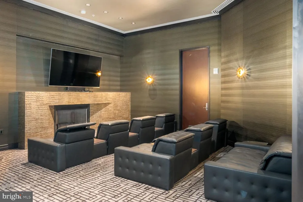 1414 S PENN SQUARE #10C Philadelphia, PA 19102