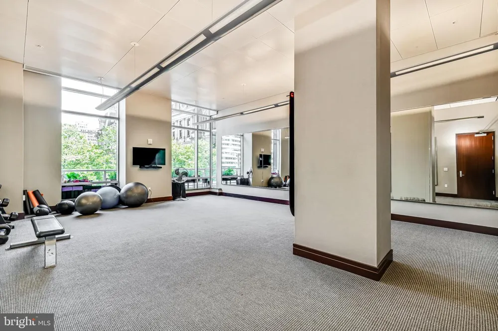 1414 S PENN SQUARE #10C Philadelphia, PA 19102