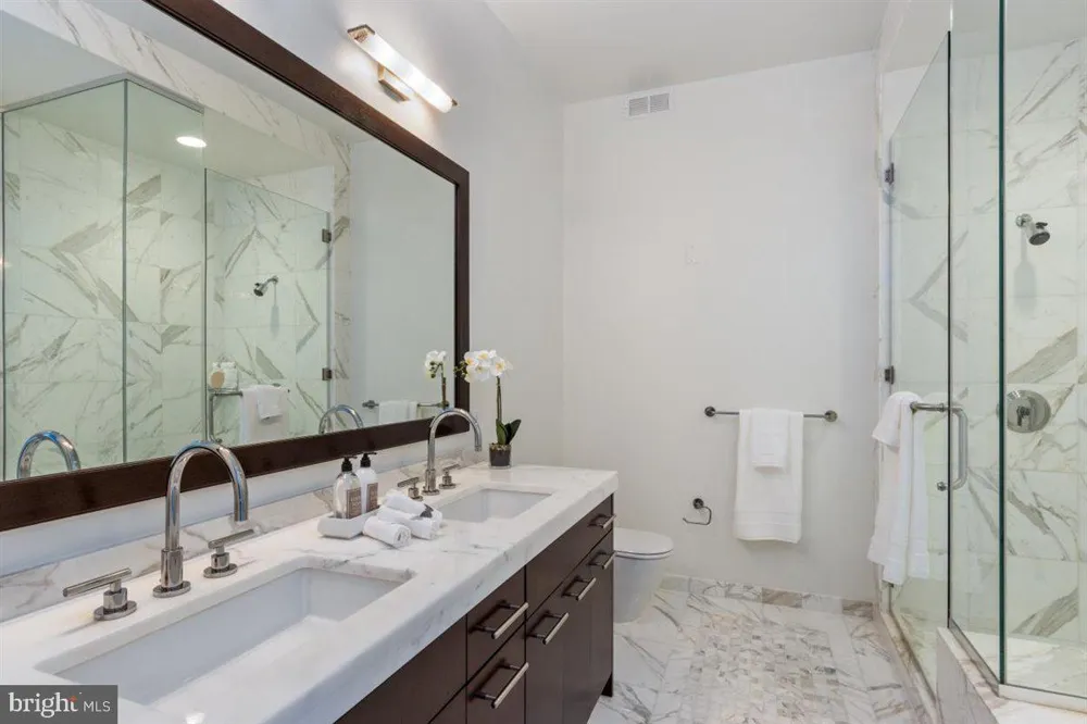 1414 S PENN SQUARE #10C Philadelphia, PA 19102