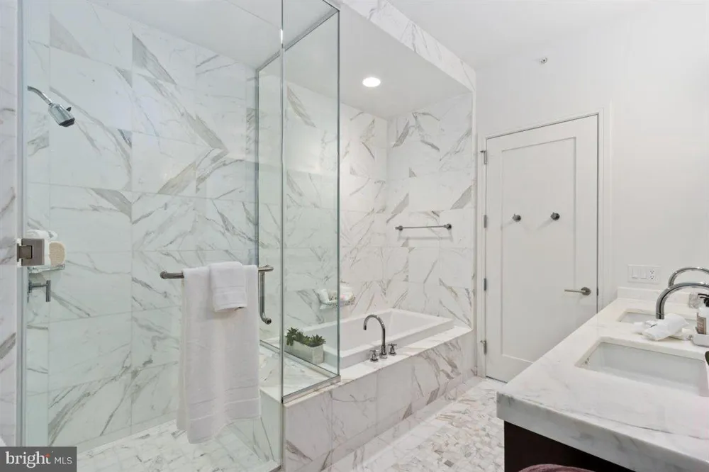 1414 S PENN SQUARE #10C Philadelphia, PA 19102