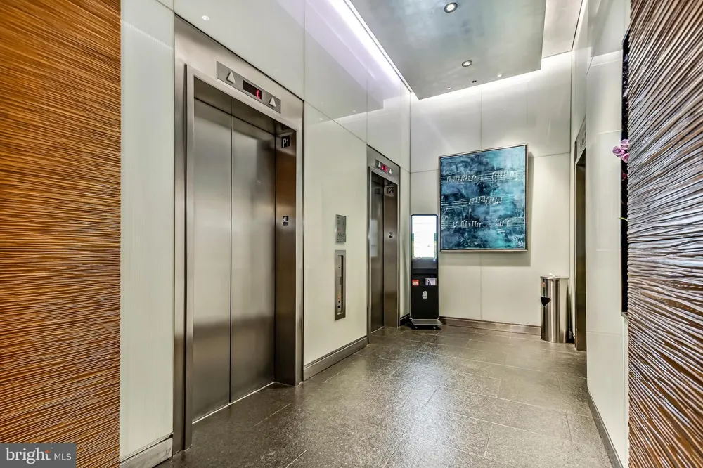 1414 S PENN SQUARE #10C Philadelphia, PA 19102