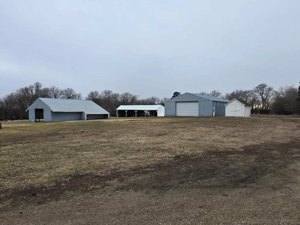 22525 Read Avenue Worthington, MN 56187