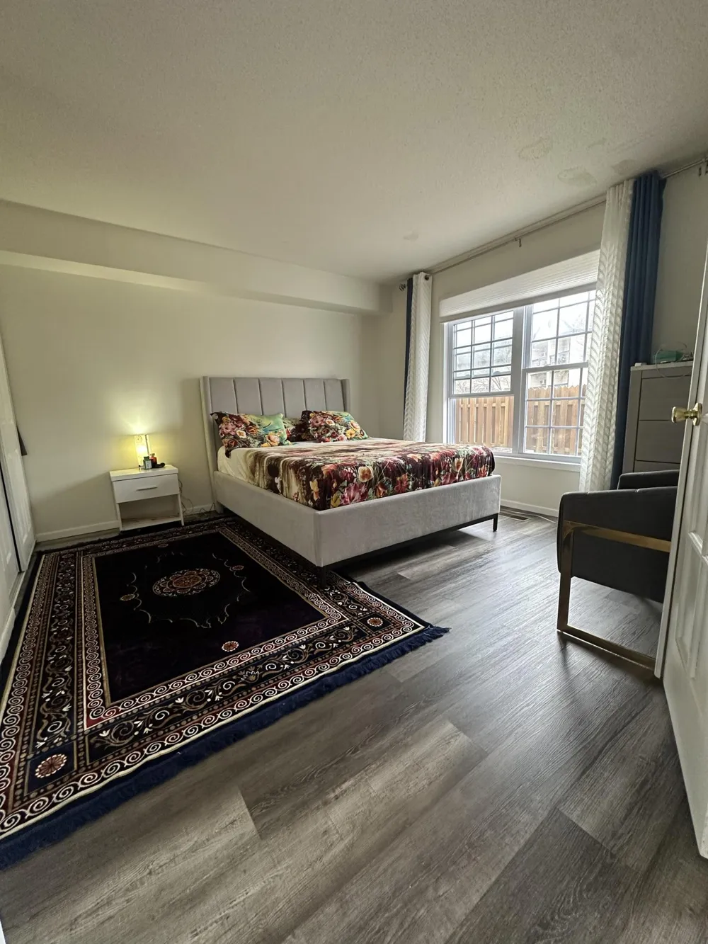 1612 Rose Hill Circle Saint Paul, MN 55108