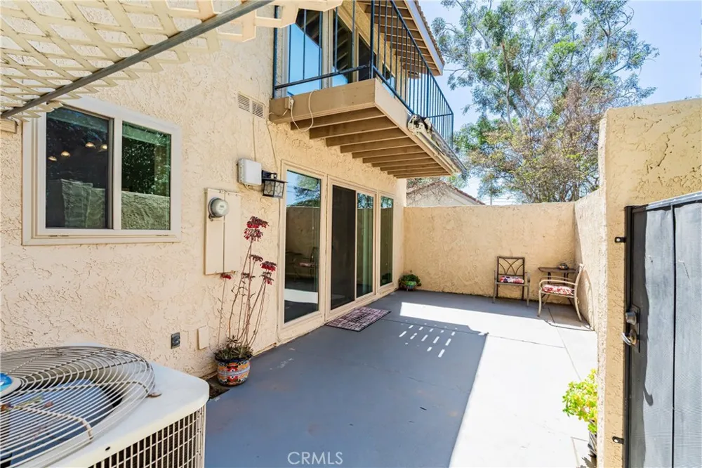 7088 Seville Riverside, CA 92504