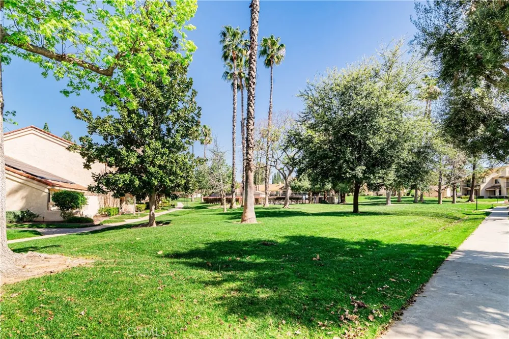 7088 Seville Riverside, CA 92504