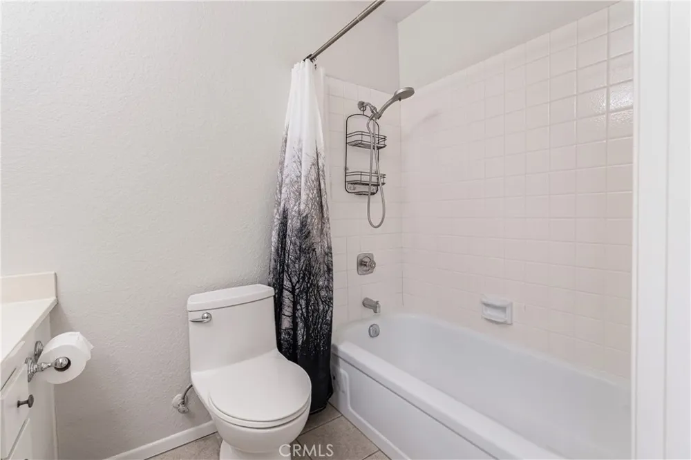 7088 Seville Riverside, CA 92504