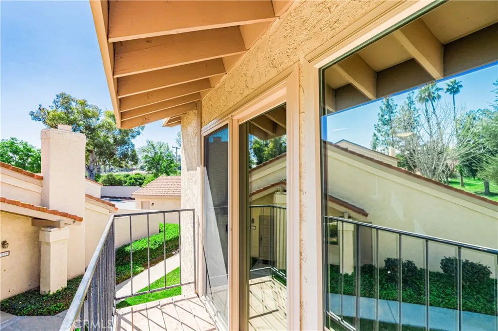 7088 Seville Riverside, CA 92504
