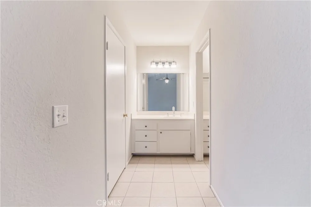 7088 Seville Riverside, CA 92504