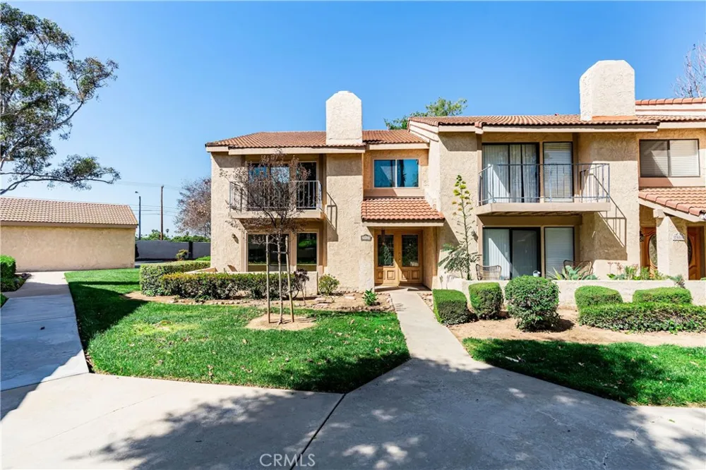 7088 Seville Riverside, CA 92504