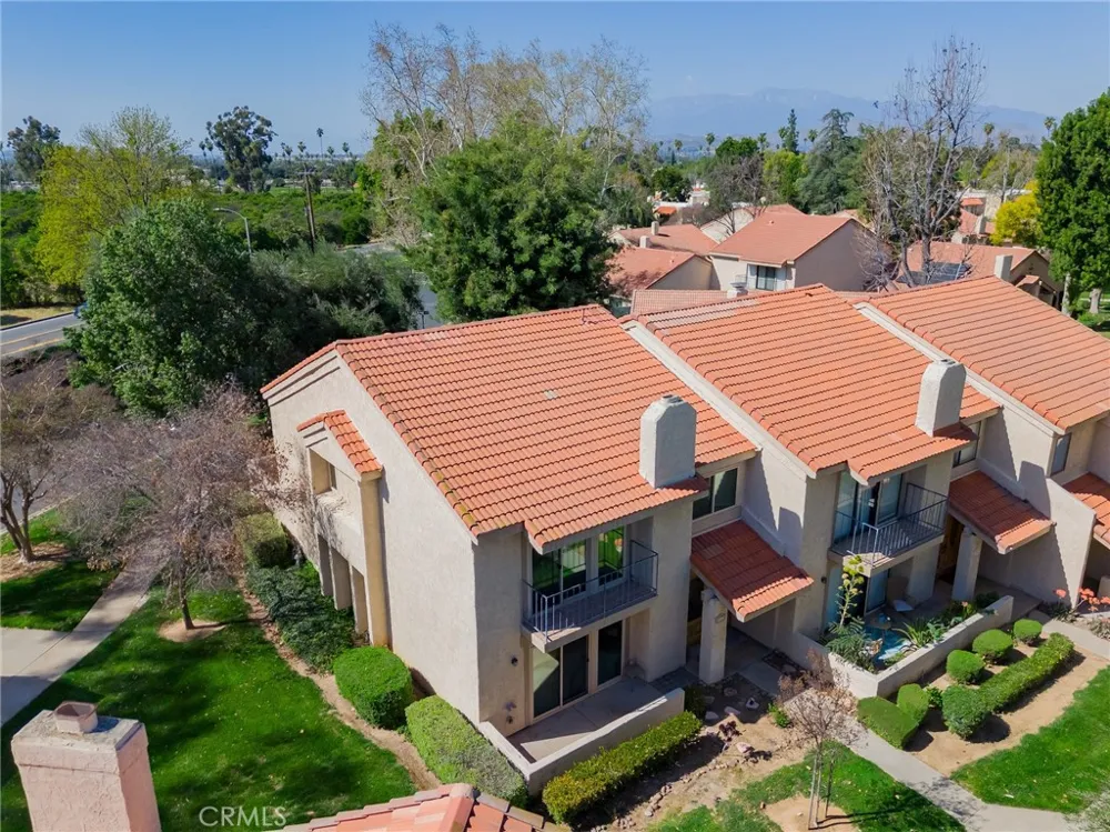 7088 Seville Riverside, CA 92504